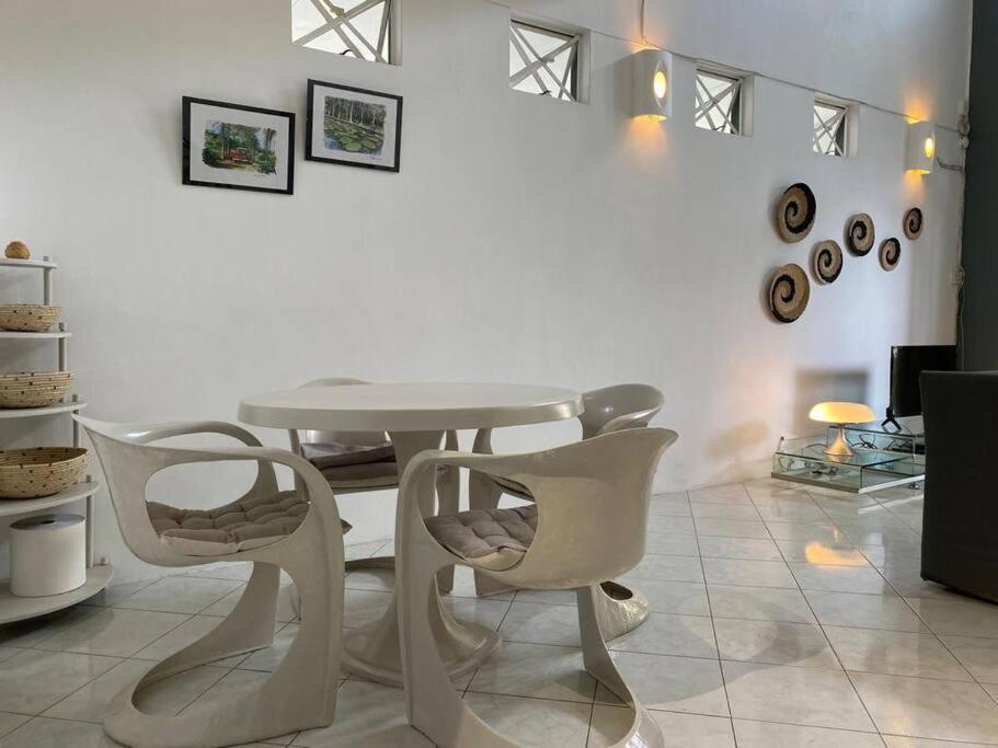 Maison Jade Montchoisy المظهر الخارجي الصورة
